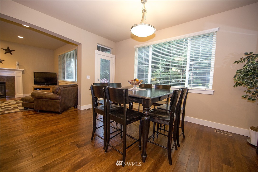 23116 35th Drive Southeast Bothell, WA 98021 - Photo 7 of 20