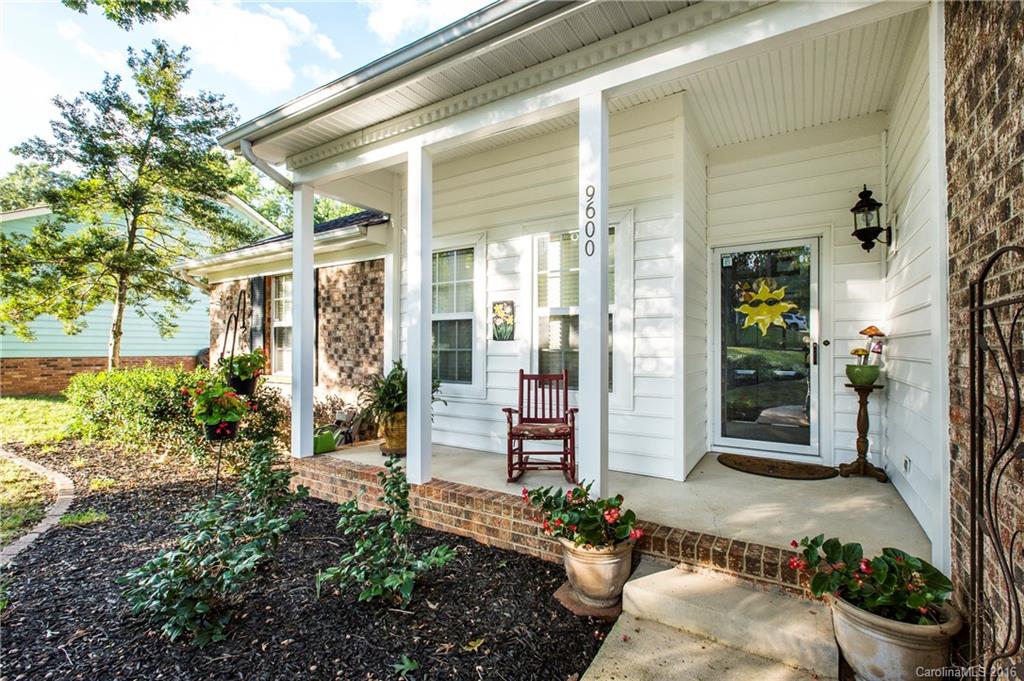 9600 Marshbrooke Road, Unit 12 Matthews, NC 28105 - Photo 2 of 23 Gallery Image 2