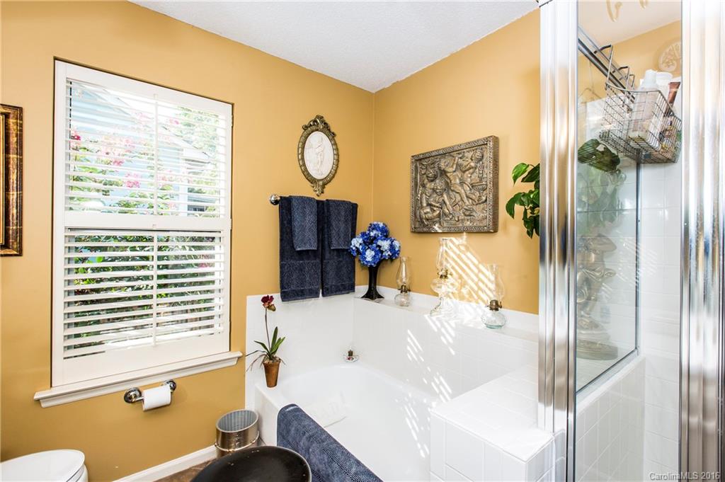 9600 Marshbrooke Road, Unit 12 Matthews, NC 28105 - Photo 13 of 23 Gallery Image 13