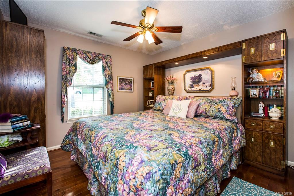 9600 Marshbrooke Road, Unit 12 Matthews, NC 28105 - Photo 15 of 23 Gallery Image 15