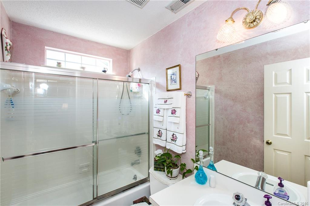 9600 Marshbrooke Road, Unit 12 Matthews, NC 28105 - Photo 16 of 23 Gallery Image 16