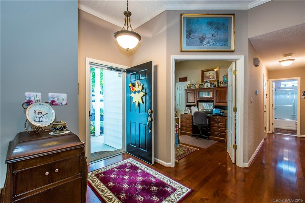 9600 Marshbrooke Road, Unit 12 Matthews, NC 28105 - Photo 3 of 23 Gallery Image 3