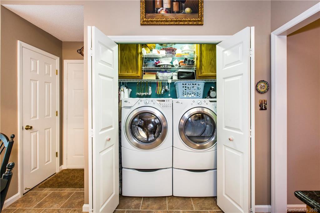 9600 Marshbrooke Road, Unit 12 Matthews, NC 28105 - Photo 9 of 23 Gallery Image 9