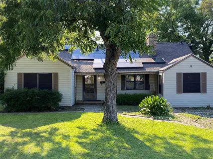 $275,000 | 1849 Pleasant Drive, Dallas, TX 75217