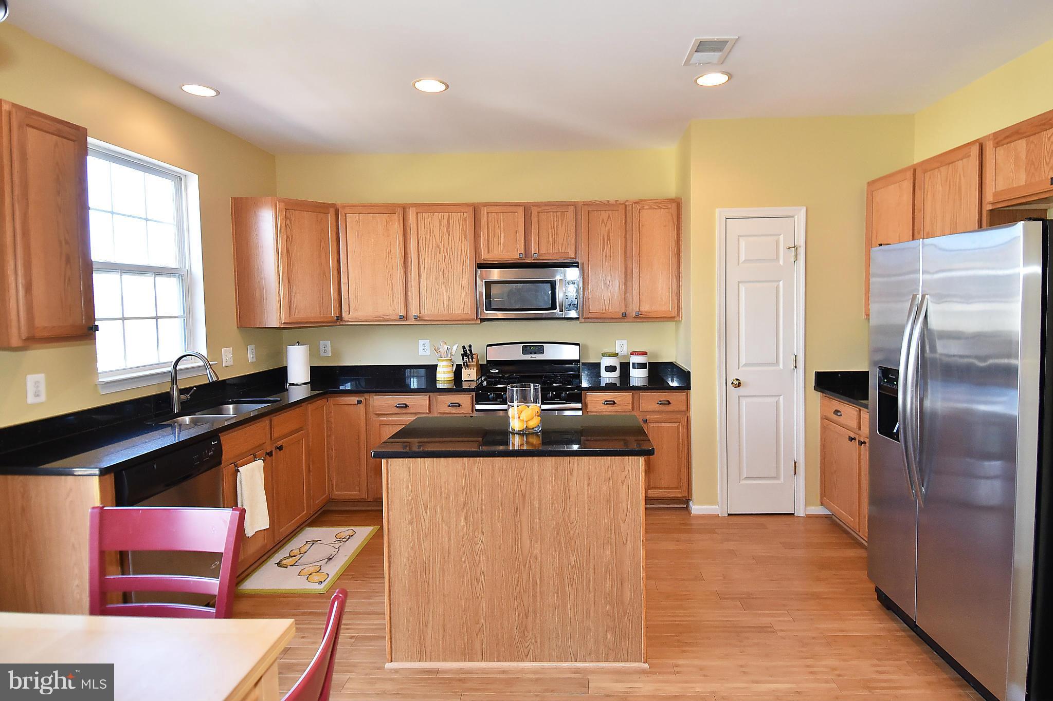 5515 Hobsons Choice Loop Manassas, VA 20112 - Photo 7 of 30 Kitchen
