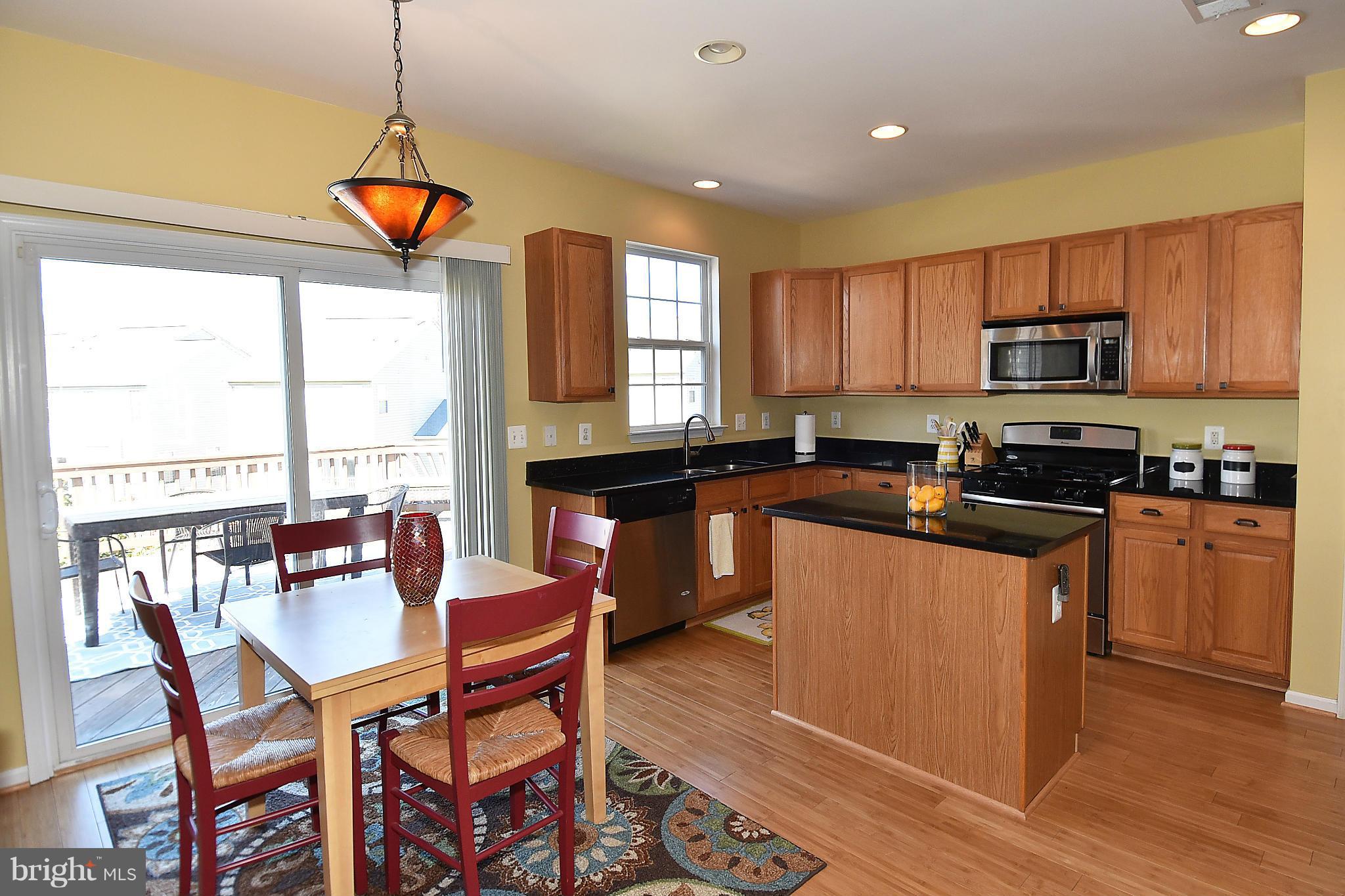 5515 Hobsons Choice Loop Manassas, VA 20112 - Photo 8 of 30 Kitchen