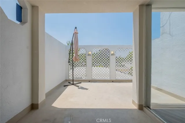 $3,300 | 432 South Sierra Madre Boulevard, Unit 2, Pasadena, CA 91107