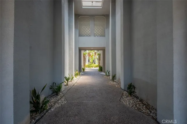 $3,300 | 432 South Sierra Madre Boulevard, Unit 2, Pasadena, CA 91107