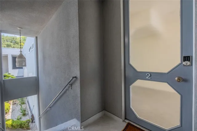 $3,300 | 432 South Sierra Madre Boulevard, Unit 2, Pasadena, CA 91107