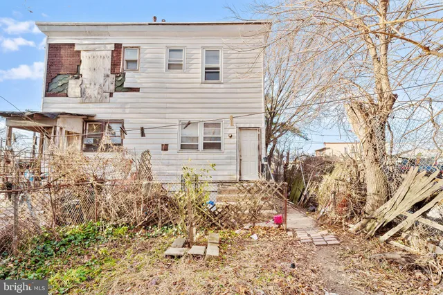 $89,900 | 2526 Bank Street, Camden, NJ 08105