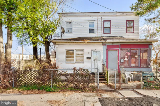 $89,900 | 2526 Bank Street, Camden, NJ 08105