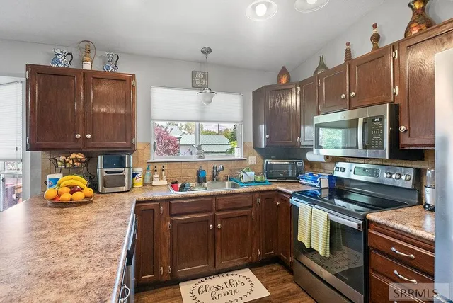 $427,900 | 4938 Freedom Avenue, Chubbuck, ID 83202