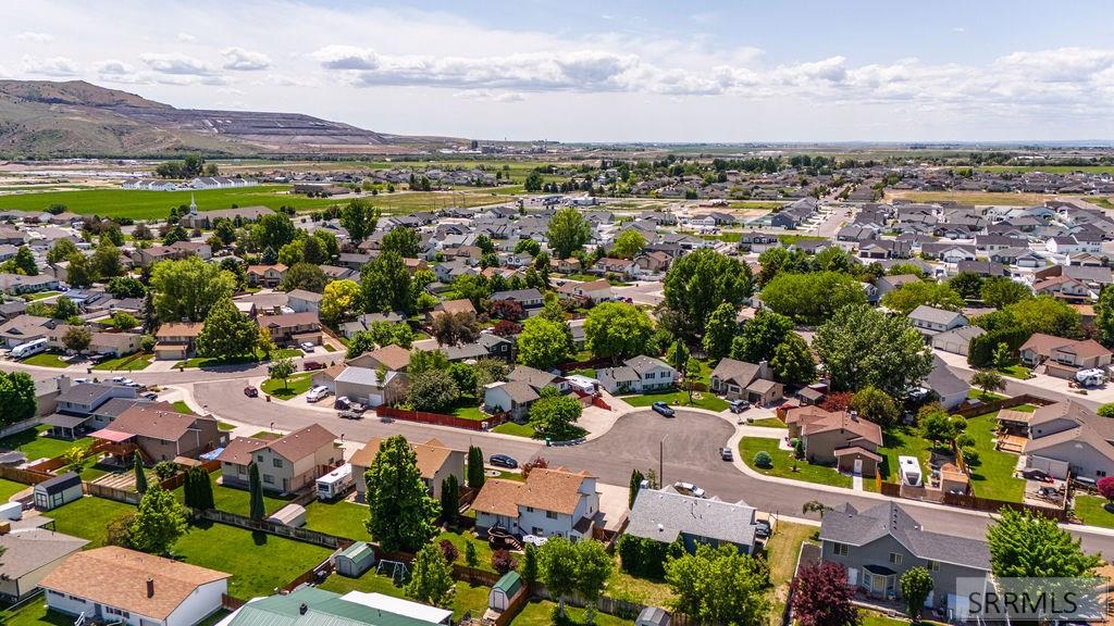 4938 Freedom Avenue Chubbuck, ID 83202 - Photo 2 of 45