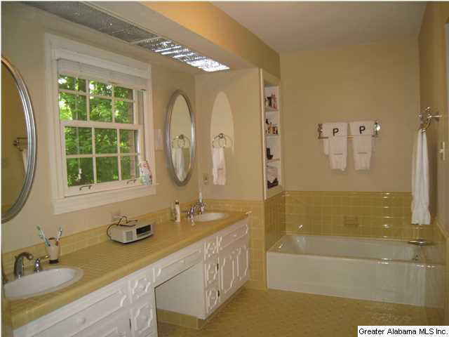 3522 Mill Springs Road Birmingham, AL 35213 - Photo 20 of 32