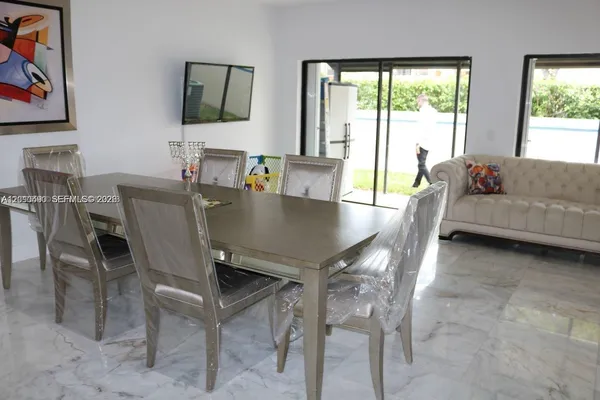 $4,000 | 21120 Jib Court, Unit K12, Aventura, FL 33180