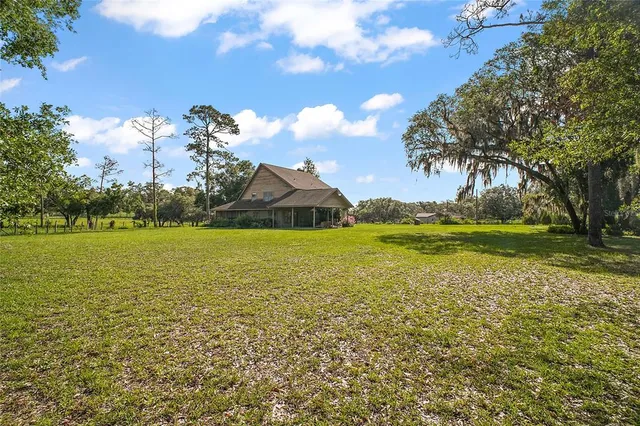 a view of an entryway with staircase