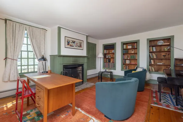 $698,000 | 1003 School Street, Dunbarton, NH 03046