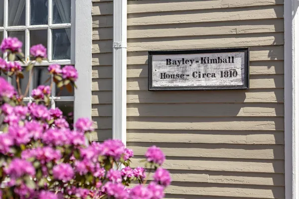 $698,000 | 1003 School Street, Dunbarton, NH 03046