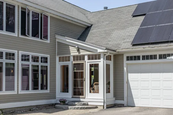 $698,000 | 1003 School Street, Dunbarton, NH 03046