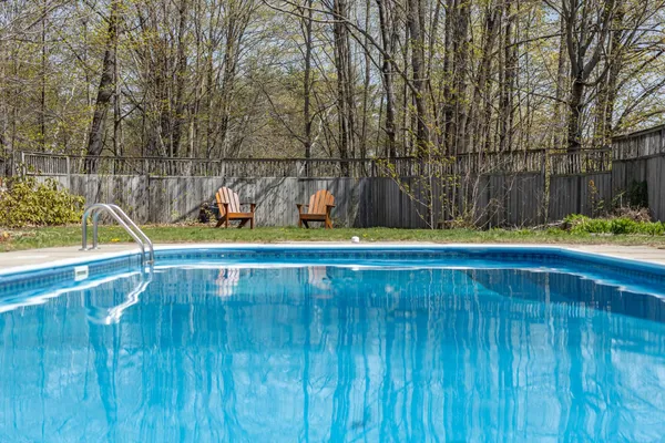 $698,000 | 1003 School Street, Dunbarton, NH 03046