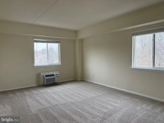 $1,550 | 27411 Valley Run Drive, Unit 411, Wilmington, DE 19810