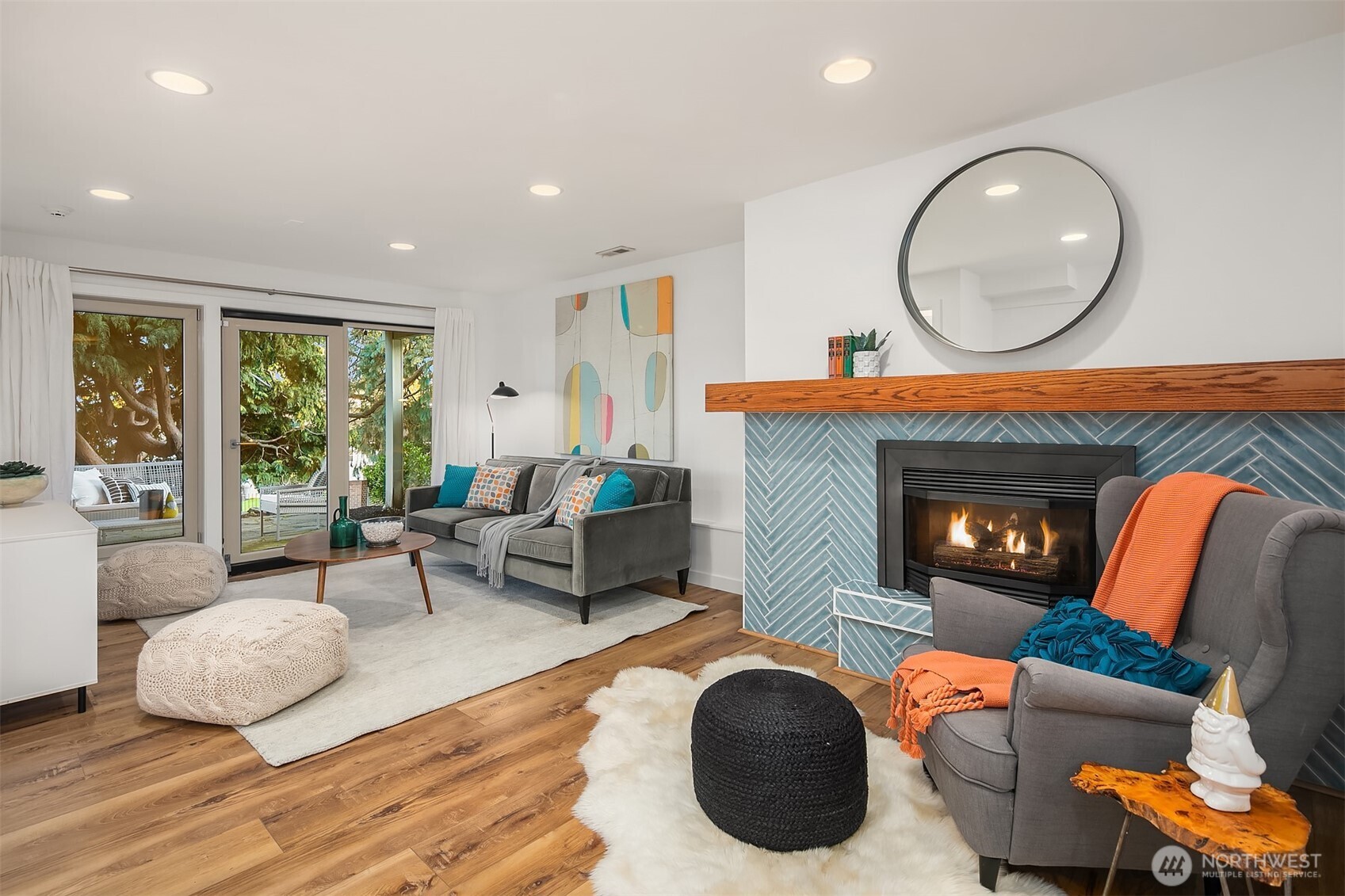 2016 Constance Drive West Seattle, WA 98199 - Photo 31 of 40 a living room with furniture and a fireplace