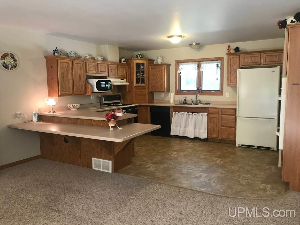4359 North Co Road Big Bay, MI 49808 - Photo 7 of 36