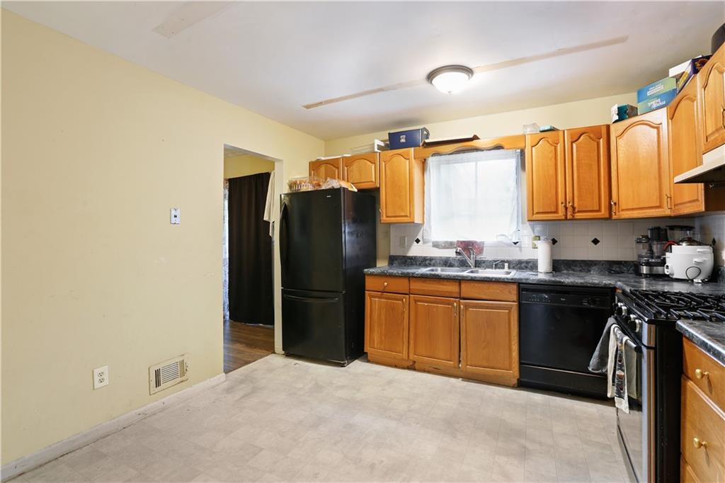 2970 Harper Valley Drive Atlanta, GA 30349 - Photo 4 of 5