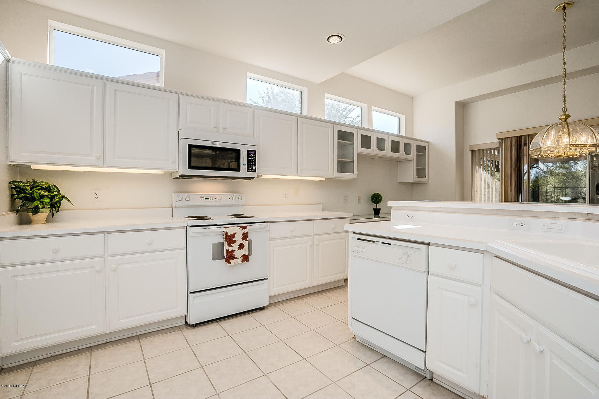 13591 North Pima Spring Way Oro Valley, AZ 85755 - Photo 14 of 49