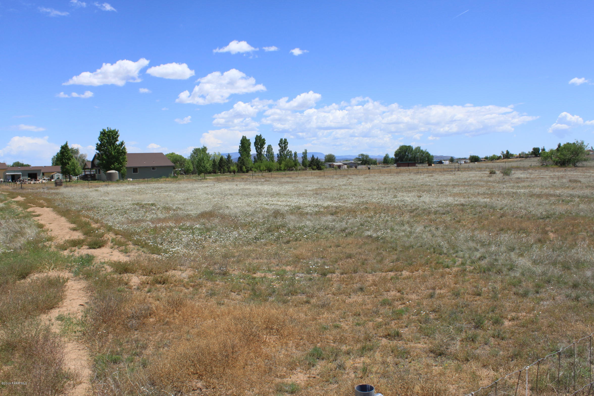 25055 North Big Springs Ranch Road Paulden, AZ 86334 - Photo 18 of 20 IMG_4375
