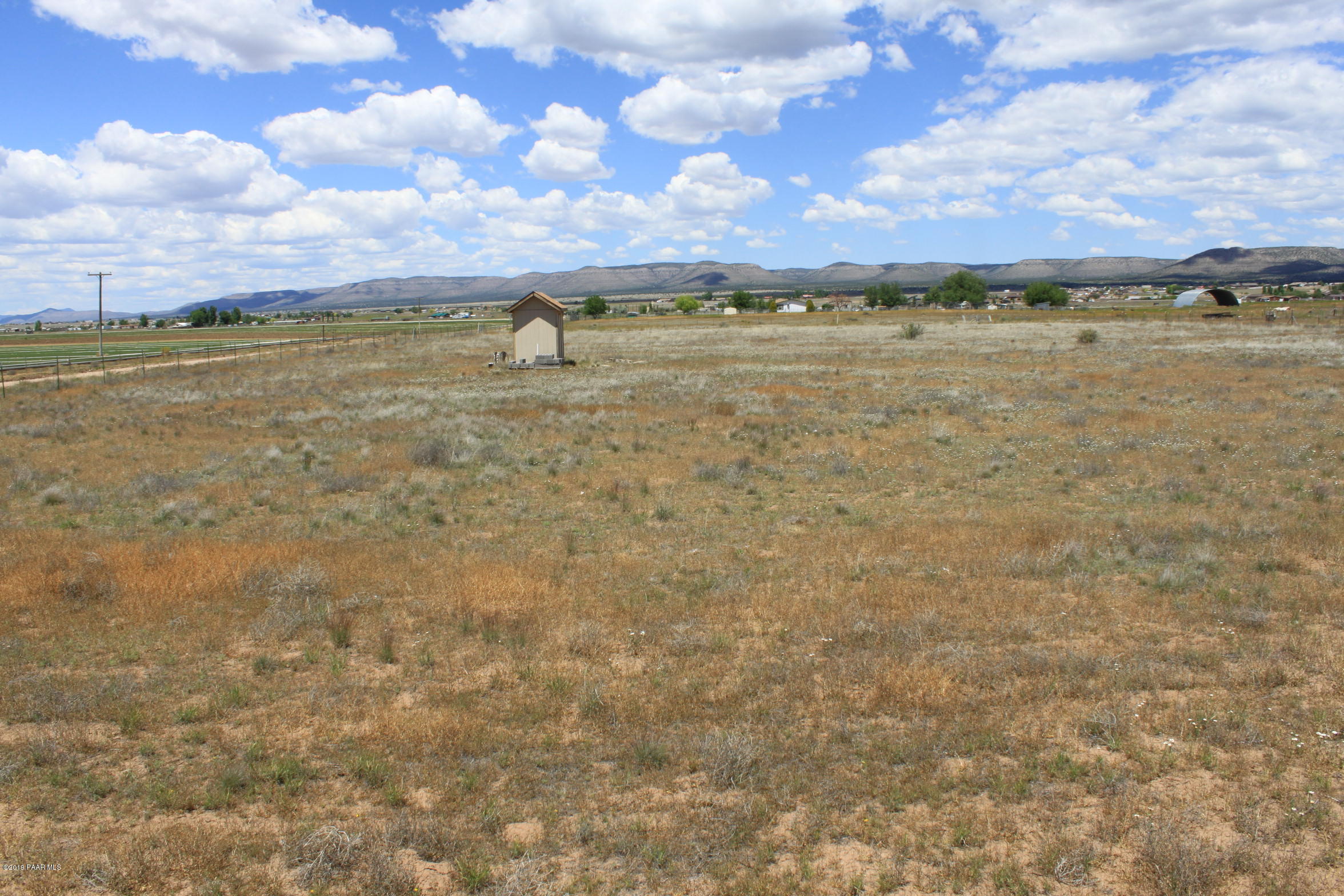 25055 North Big Springs Ranch Road Paulden, AZ 86334 - Photo 8 of 20 IMG_4347