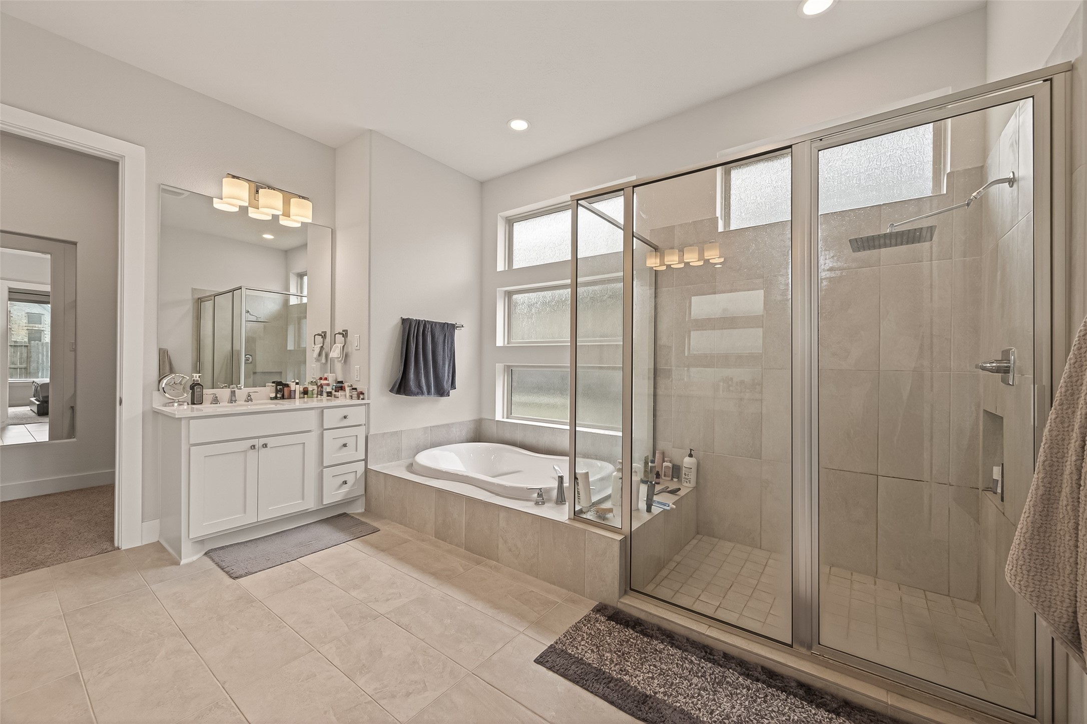 1815 Brea Rdg Trail Katy, TX 77494 - Photo 23 of 43 Primary Bath
