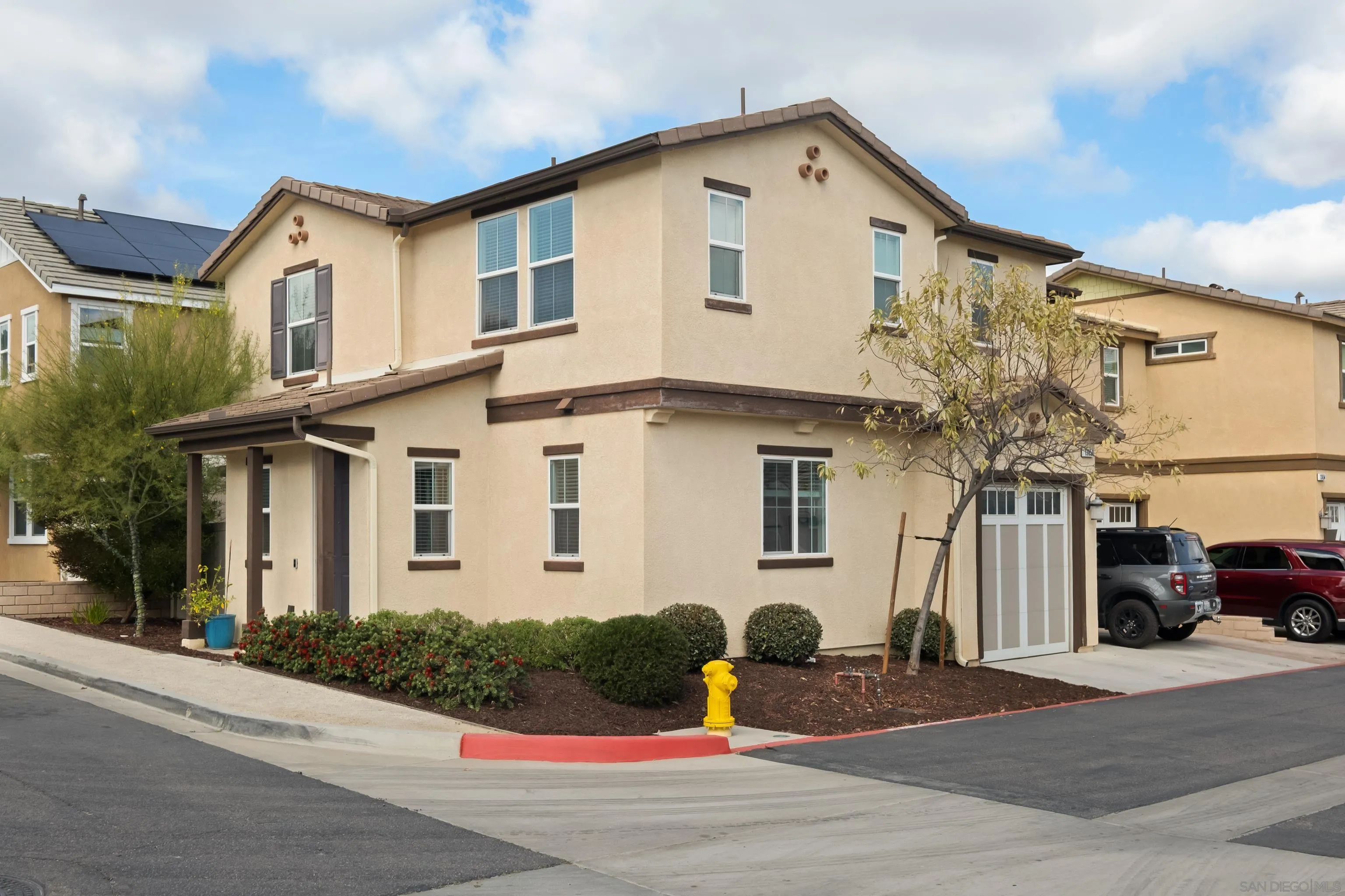 13650 Gray Hawk Way Valley Center, CA 92082 - Photo 2 of 38