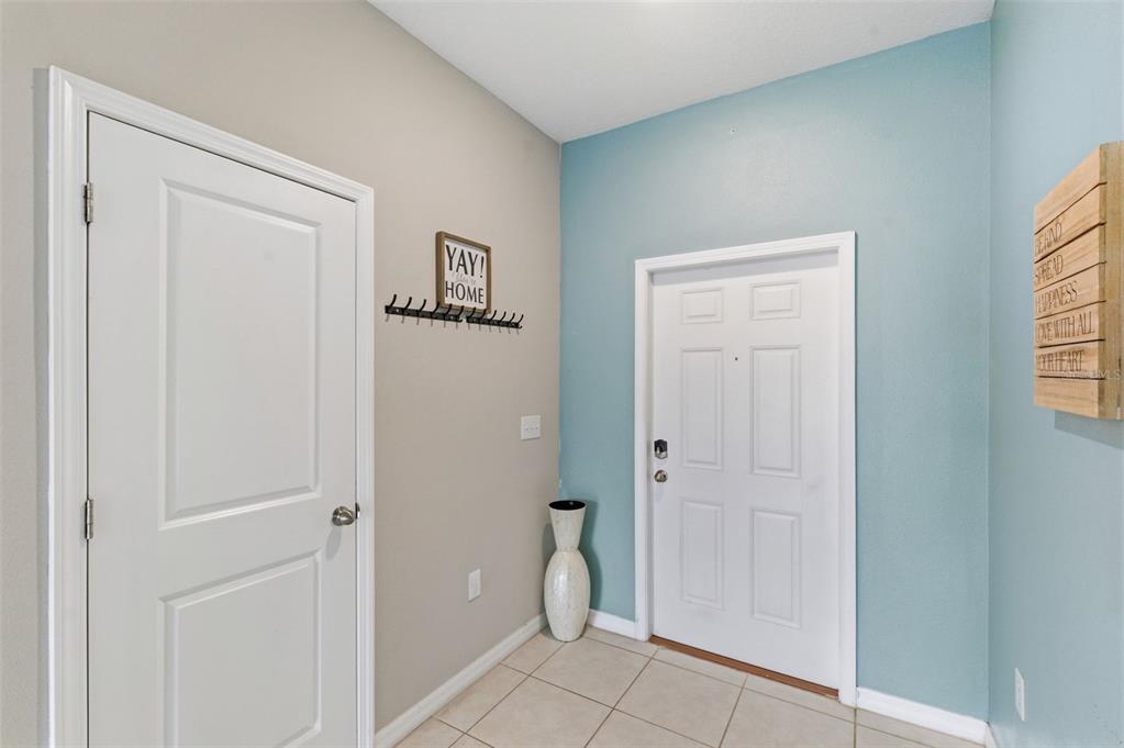 8606 Reedville Street New Port Richey, FL 34654 - Photo 5 of 100