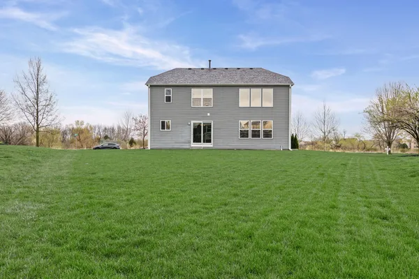 $425,000 | 1658 Centennial Drive, Antioch, IL 60002