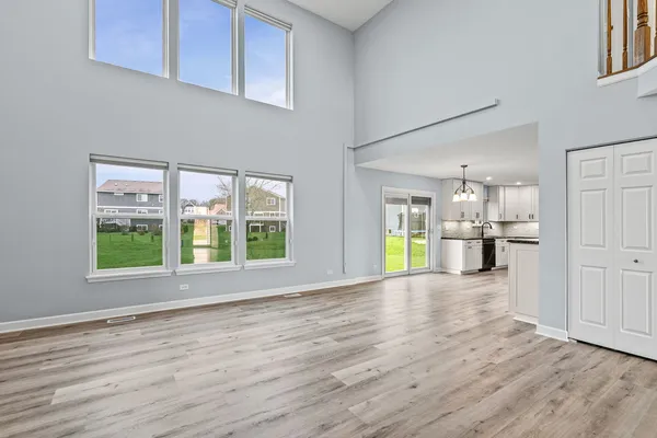 $425,000 | 1658 Centennial Drive, Antioch, IL 60002