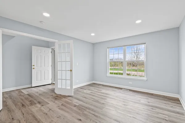 $425,000 | 1658 Centennial Drive, Antioch, IL 60002