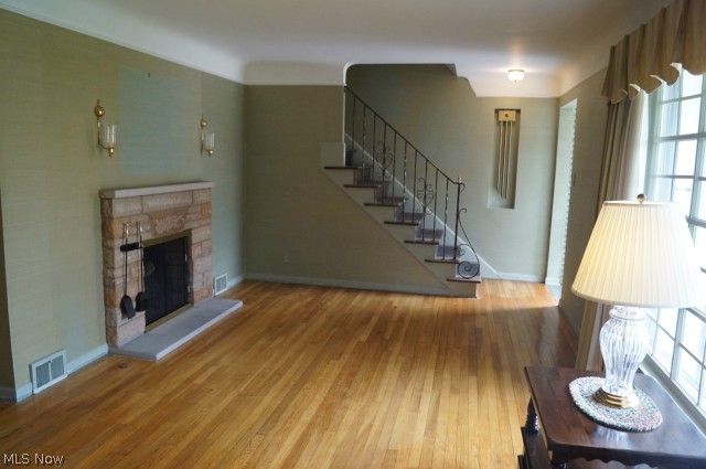 1183 Brainard Road Lyndhurst, OH 44124 - Photo 5 of 23