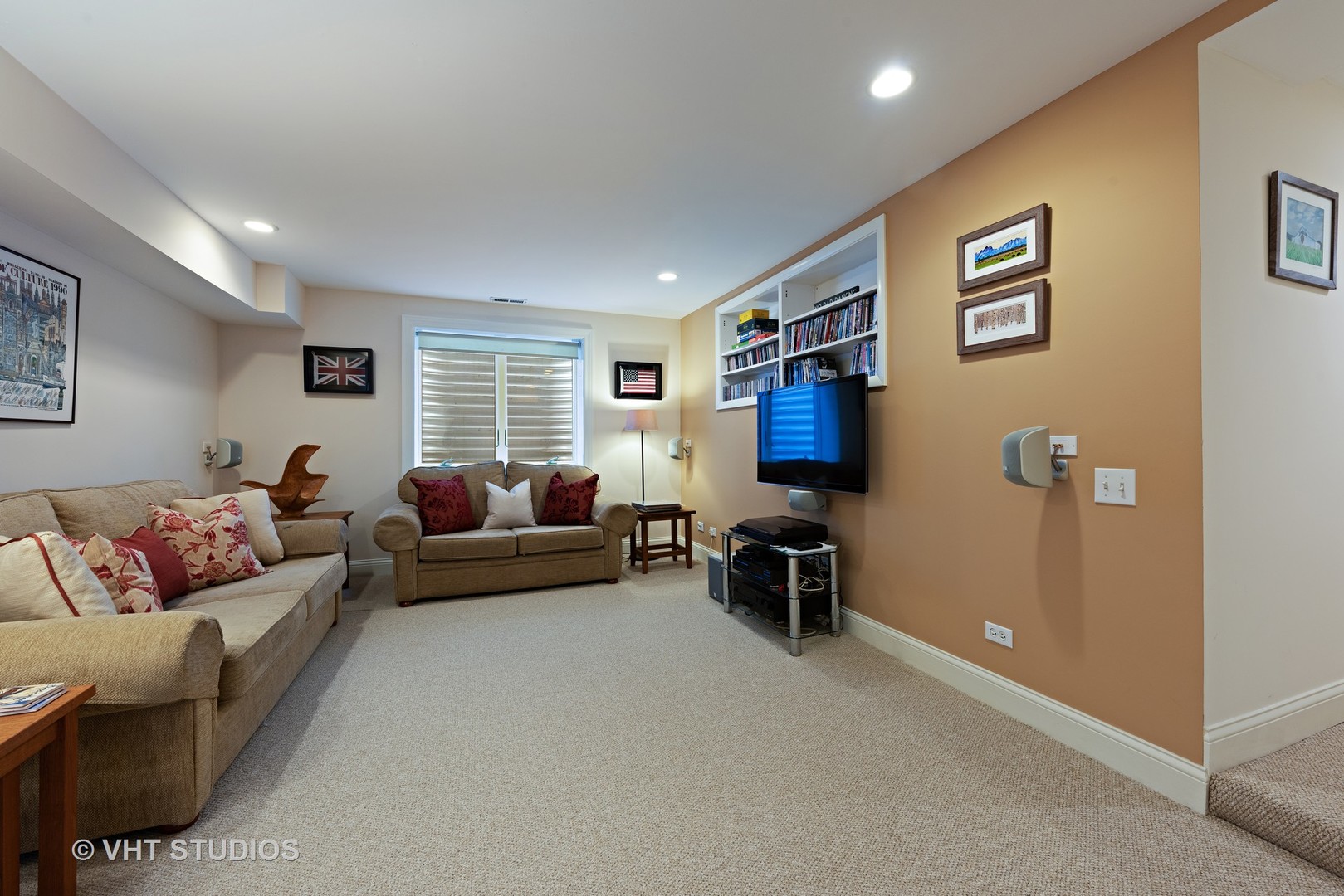 1075 Elm Street Winnetka, IL 60093 - Photo 32 of 40 a living room with furniture and a window