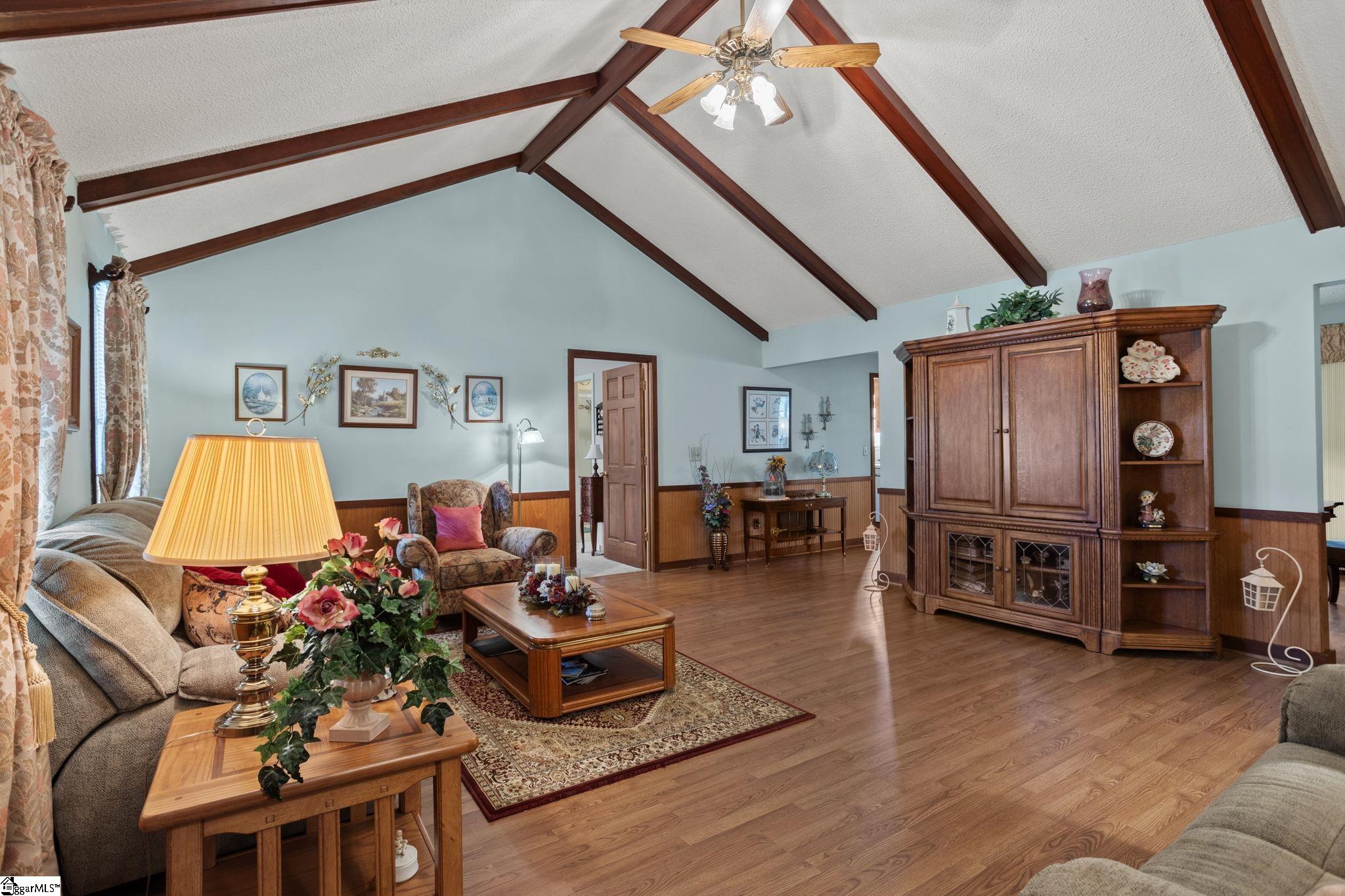 2604 Roper Mountain Road Simpsonville, SC 29681 - Photo 9 of 43