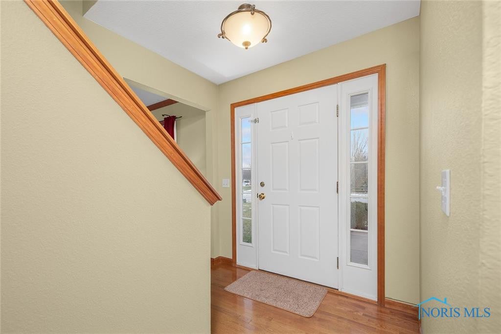 1375 Ridge Cross Road Perrysburg, OH 43551 - Photo 4 of 25 Gallery Image 4