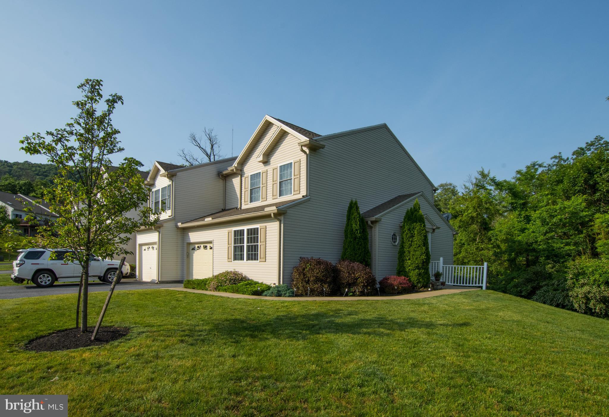 167 Oaklea Road Harrisburg, PA 17110 - Photo 3 of 31 Gallery Image 3