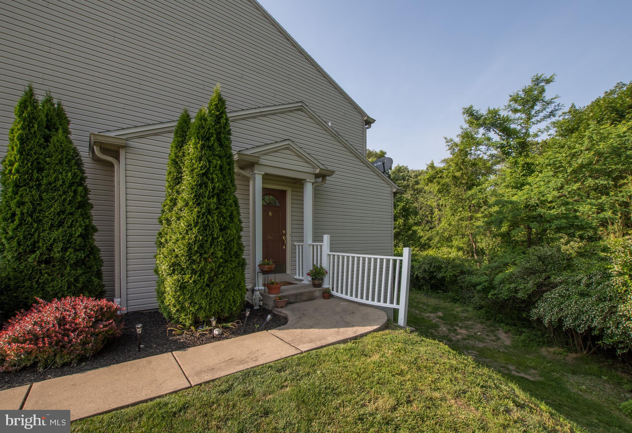 167 Oaklea Road Harrisburg, PA 17110 - Photo 4 of 31 Gallery Image 4