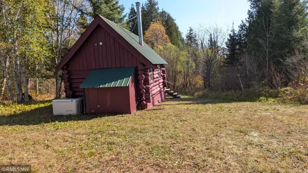 $274,900 | 4136 West General Grade Road, Finland, MN 55603