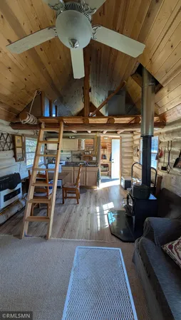 $274,900 | 4136 West General Grade Road, Finland, MN 55603