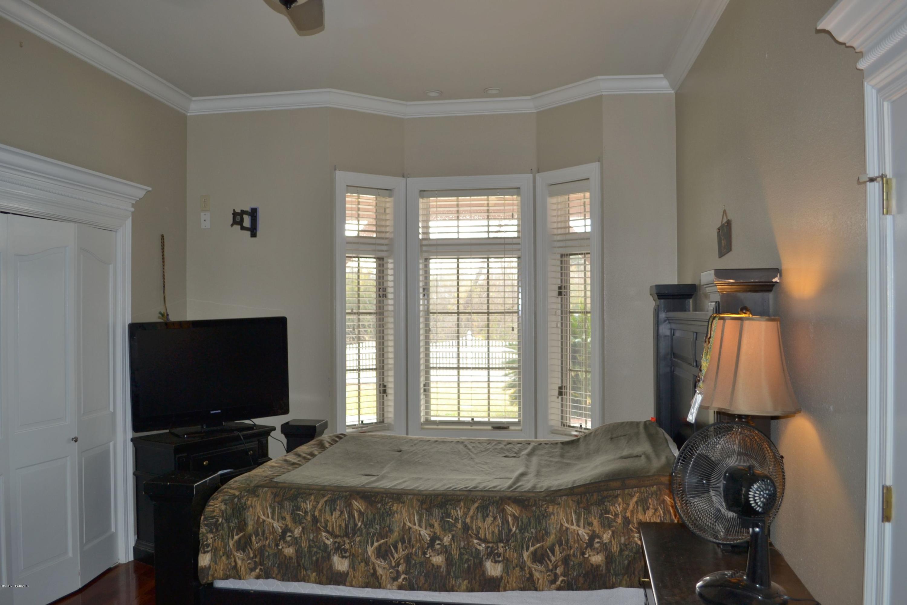 350 Switzerland Road Youngsville, LA 70592 - Photo 32 of 50 Gallery Image 32