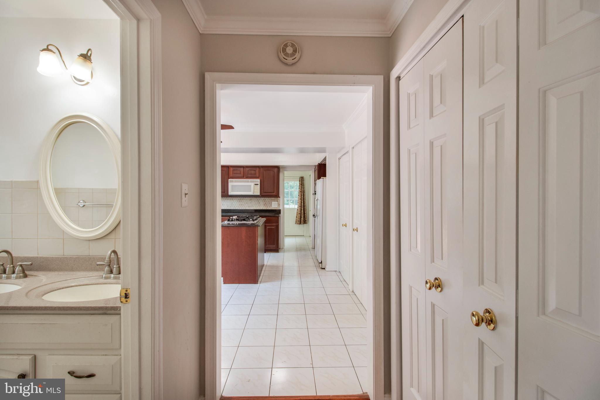 13920 Wagon Way Silver Spring, MD 20906 - Photo 11 of 97