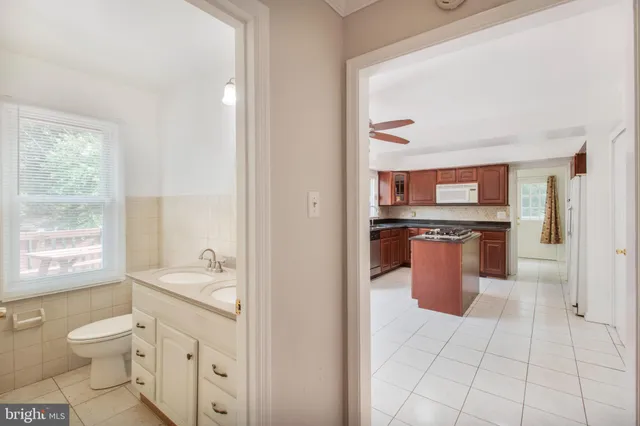 $4,400 | 13920 Wagon Way, Silver Spring, MD 20906