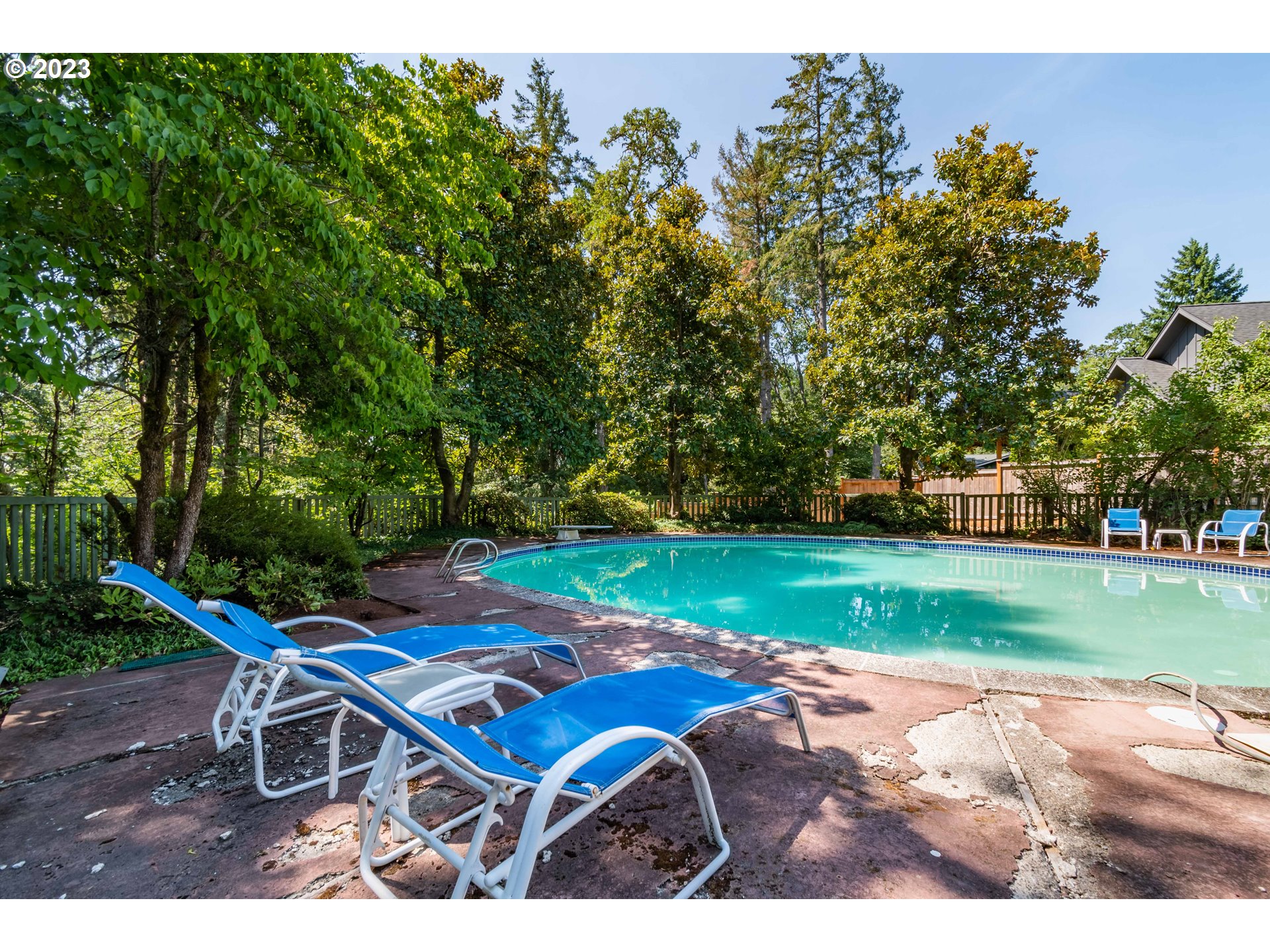 3603 Spring Boulevard Eugene, OR 97405 - Photo 40 of 45 Swimming Pool