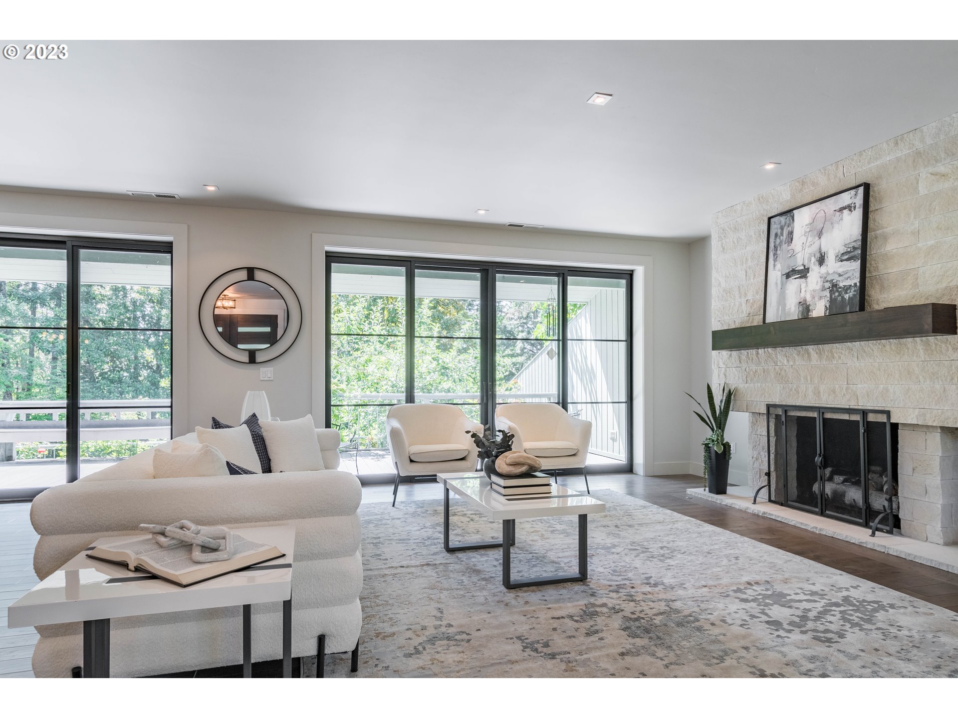 3603 Spring Boulevard Eugene, OR 97405 - Photo 4 of 45 Living Room